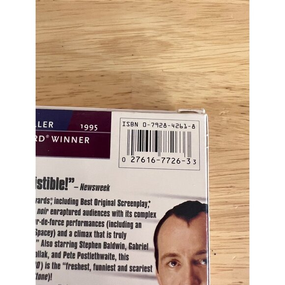 The Usual Suspects VHS Tape Vintage 1995 Thriller Movie Classic Film - Picture 3 of 4